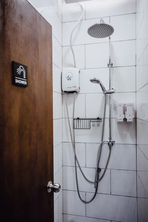 Kampor Co Working Space and Bed