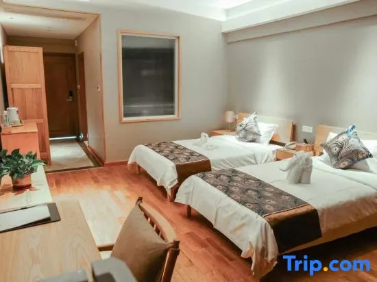 Yichun Dequan Hot Spring Hotel