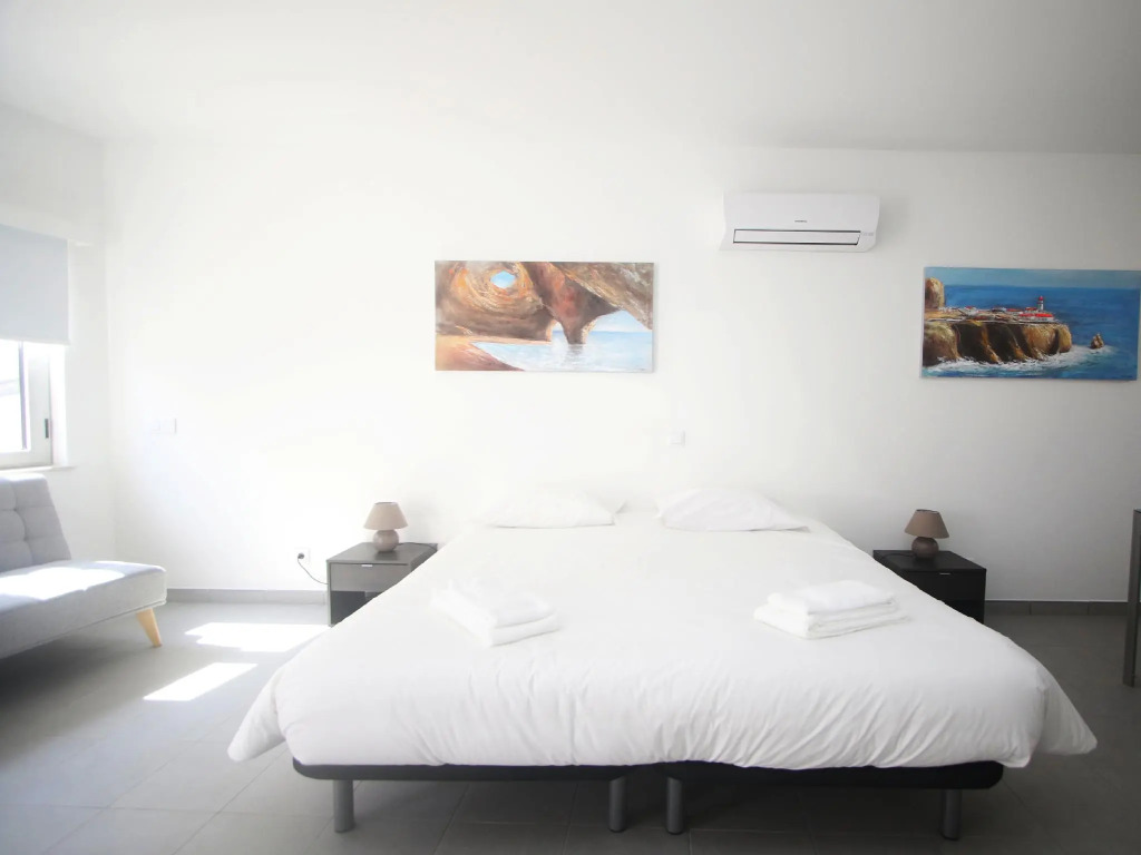 Guest House Lovely Swan