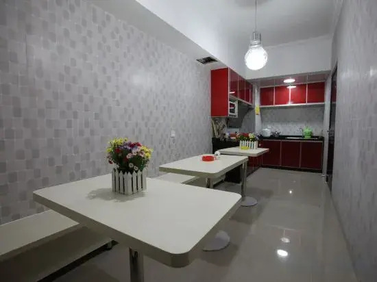 365 Apartment Hotel (Meizhou Wanda Plaza store)