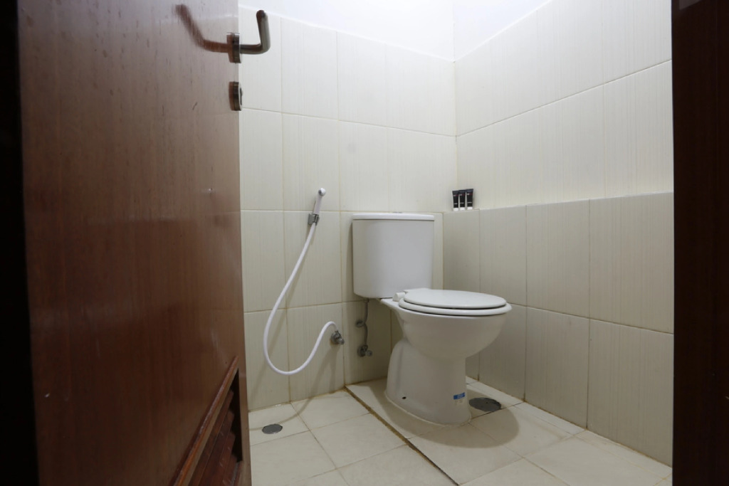 RedLiving Apartemen Green Lake View Ciputat - Pelangi Rooms Tower E