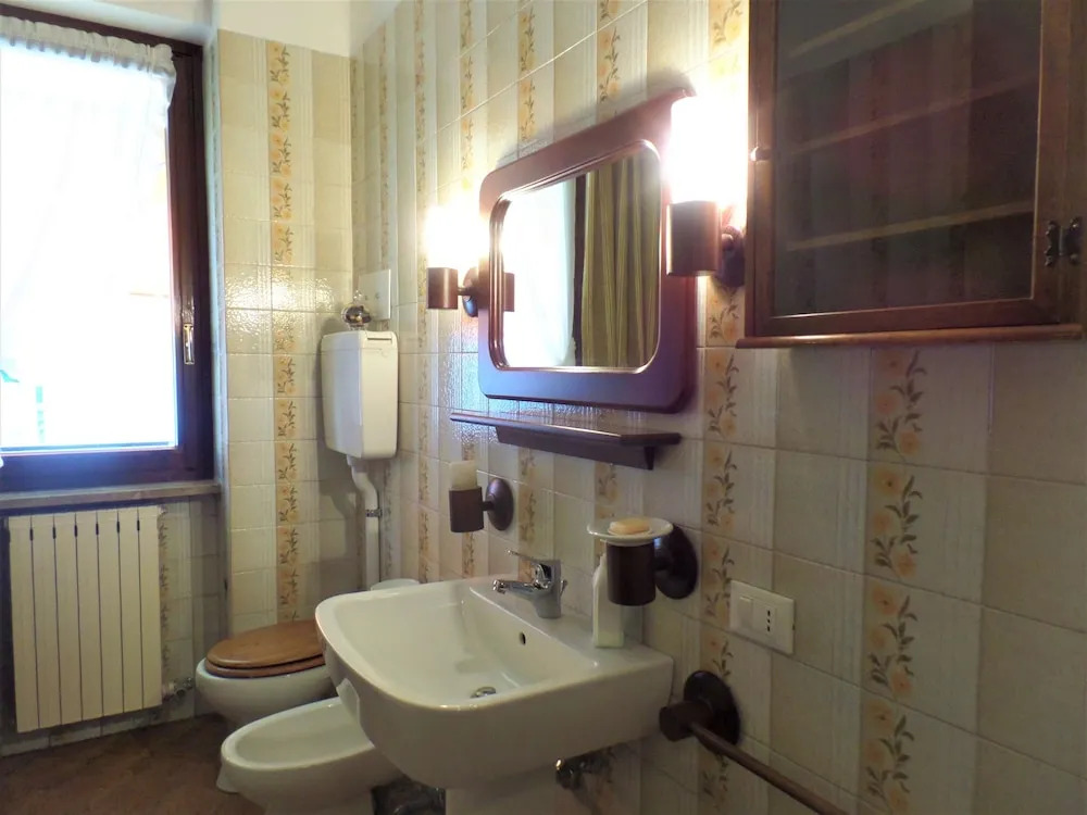 Isola Bella Apartments - Via Villa 9