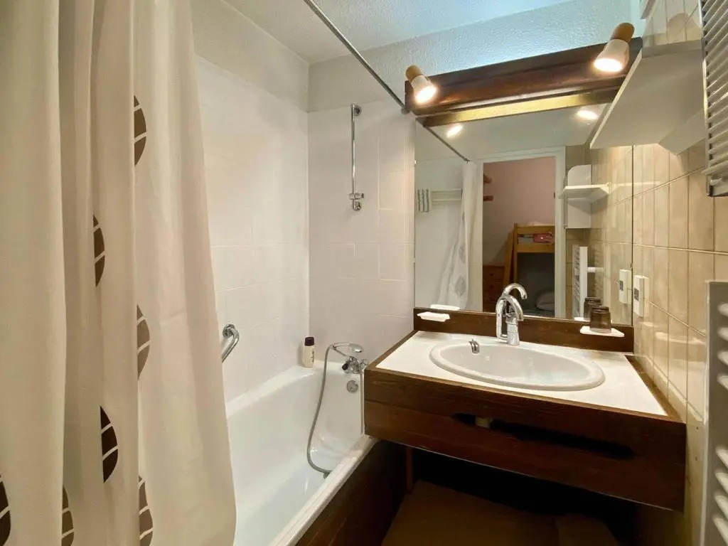 Appartement Les Orres, 1 pièce, 4 personnes - FR-1-322-430