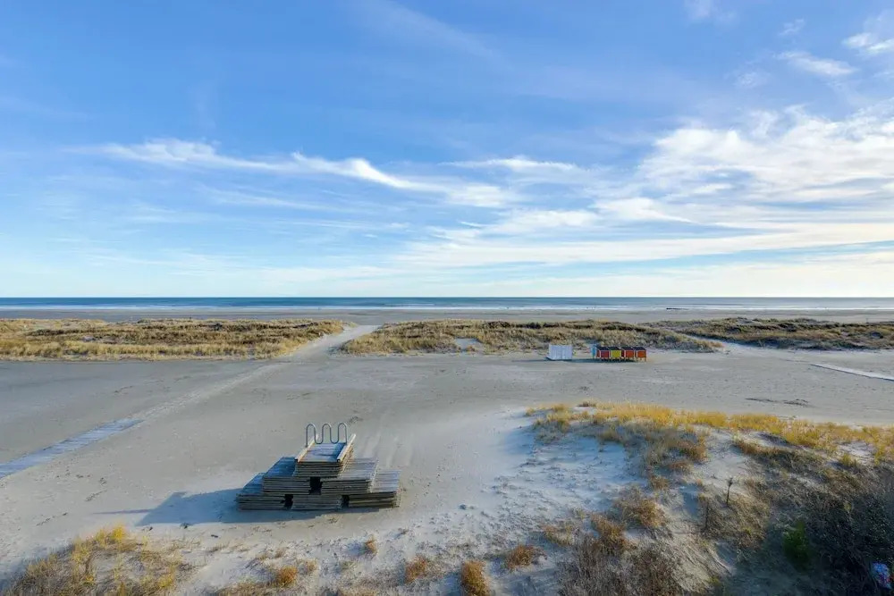 Updated Oceanside Condo - 5 Miles to Cape May!
