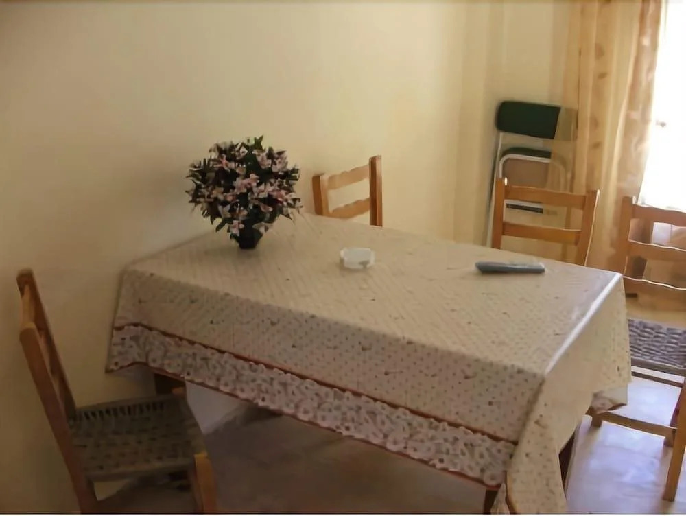 Romantic Studios