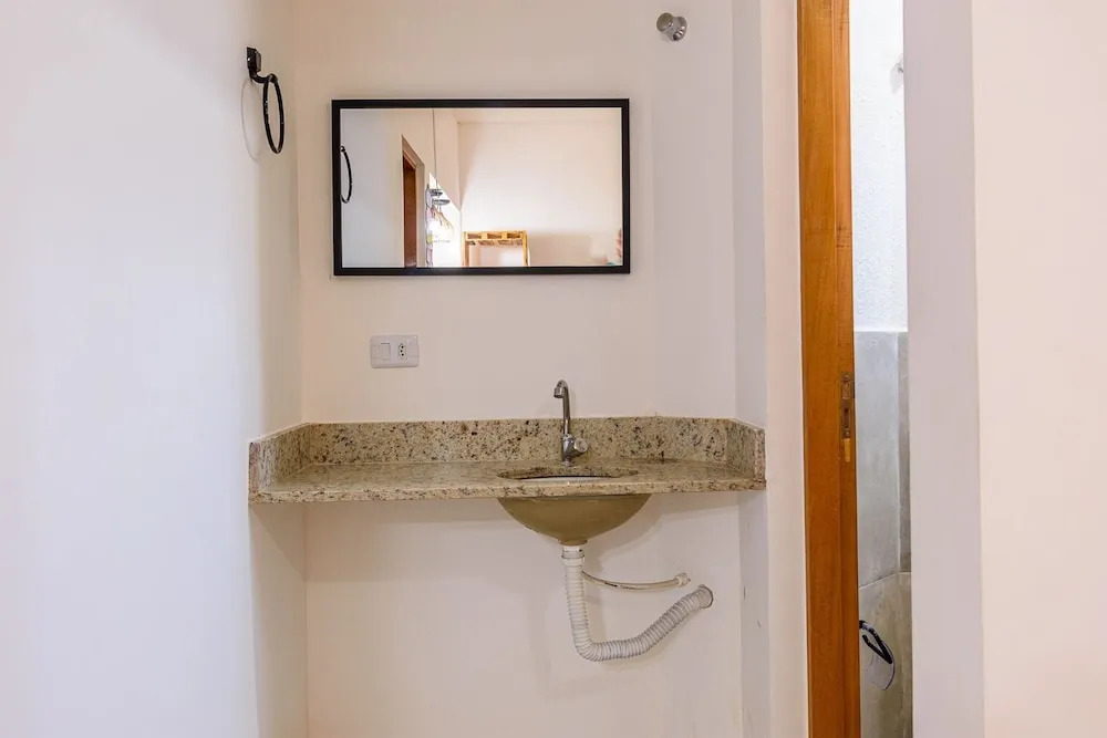 Apartamento novo com piscina, condomínio Ubatuba