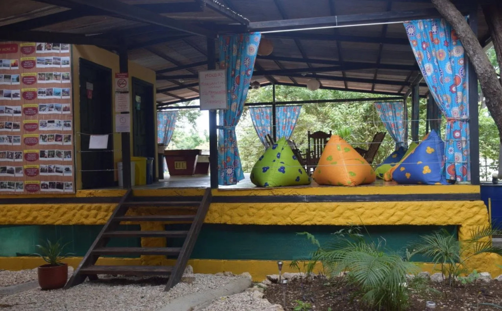 Casa Pura Vida Surf Hostel - Tamarindo Costa Rica