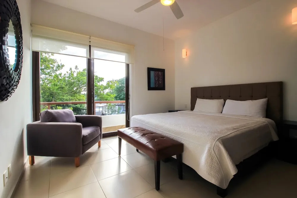 Wellness Center Penthouse by Olahola