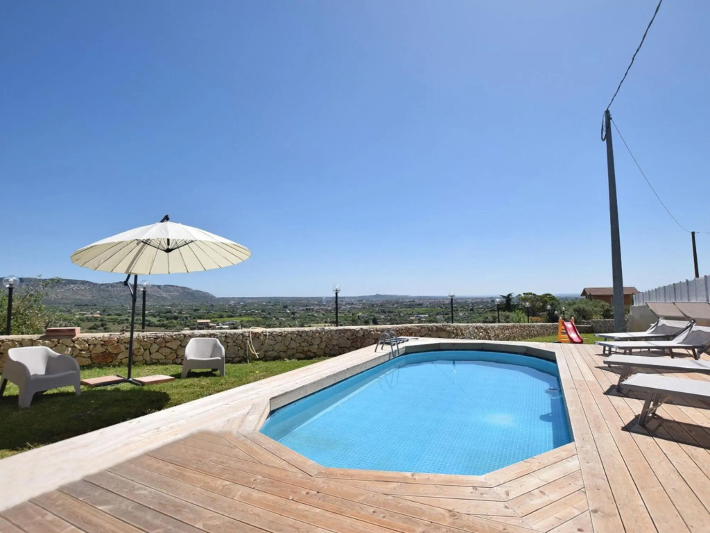 Holiday Home Floridia with Private Pool