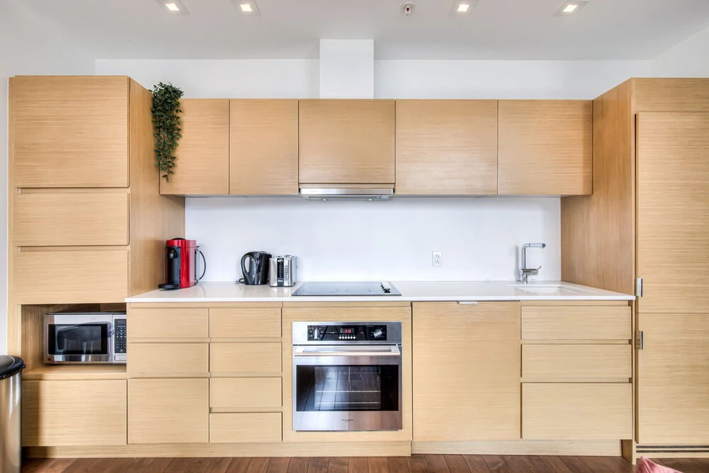 The taliane Superbe Condo 2BDR Montreal