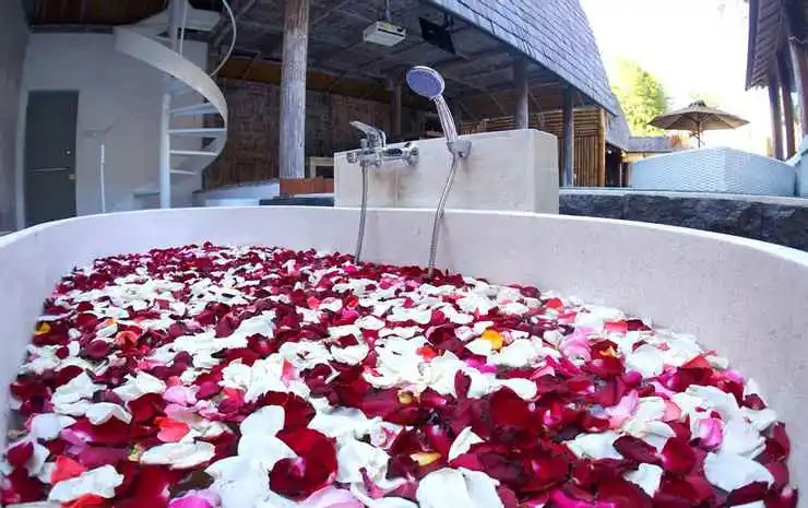 PROMO! Private Vacation Rental Villa Pool & Jacuzzi, 4 Bedrooms 4 Bathrooms