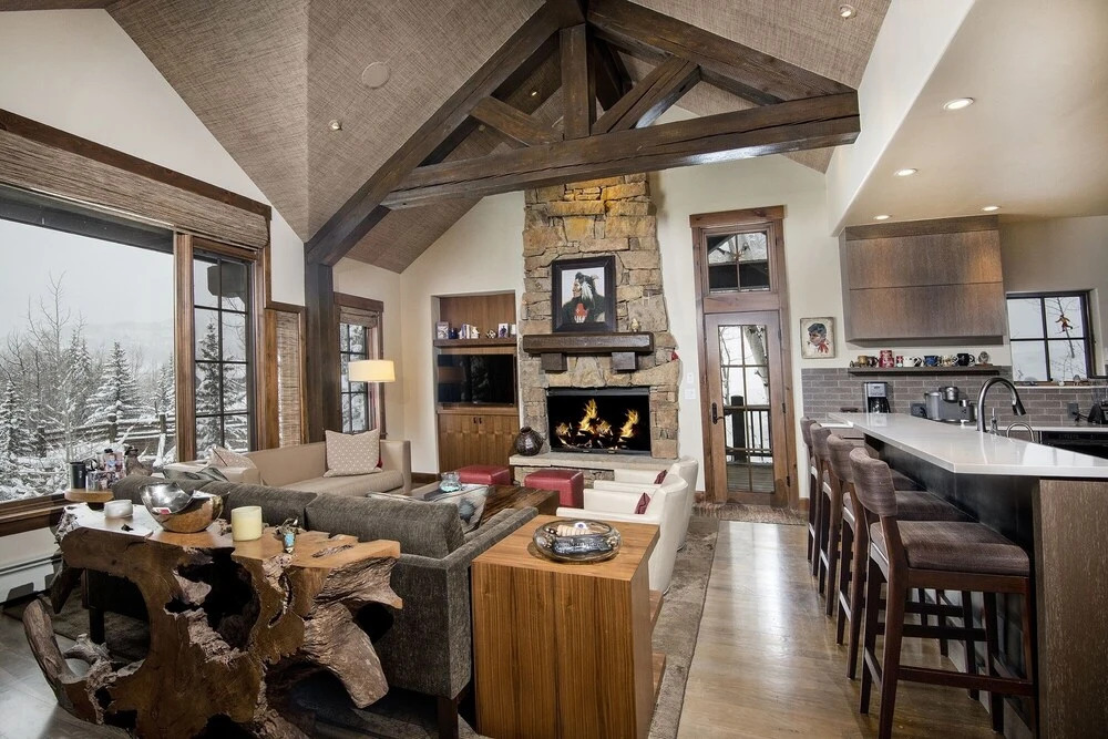 5 Bedroom Private Home With The Easiest Mountain Access Home by Redawning