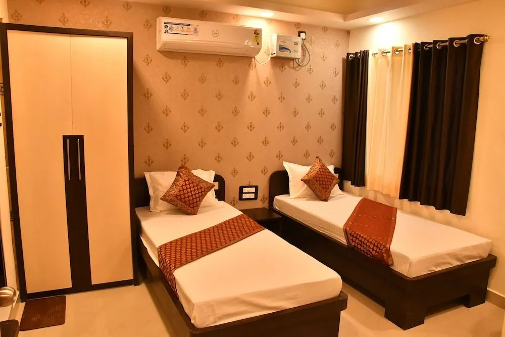 Hotel Galaxy 16