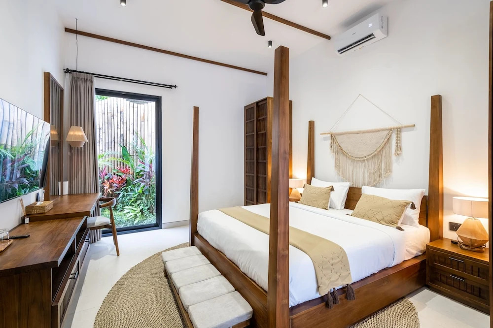 Capri Villa