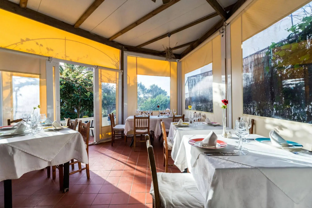 Hostal S'Engolidor