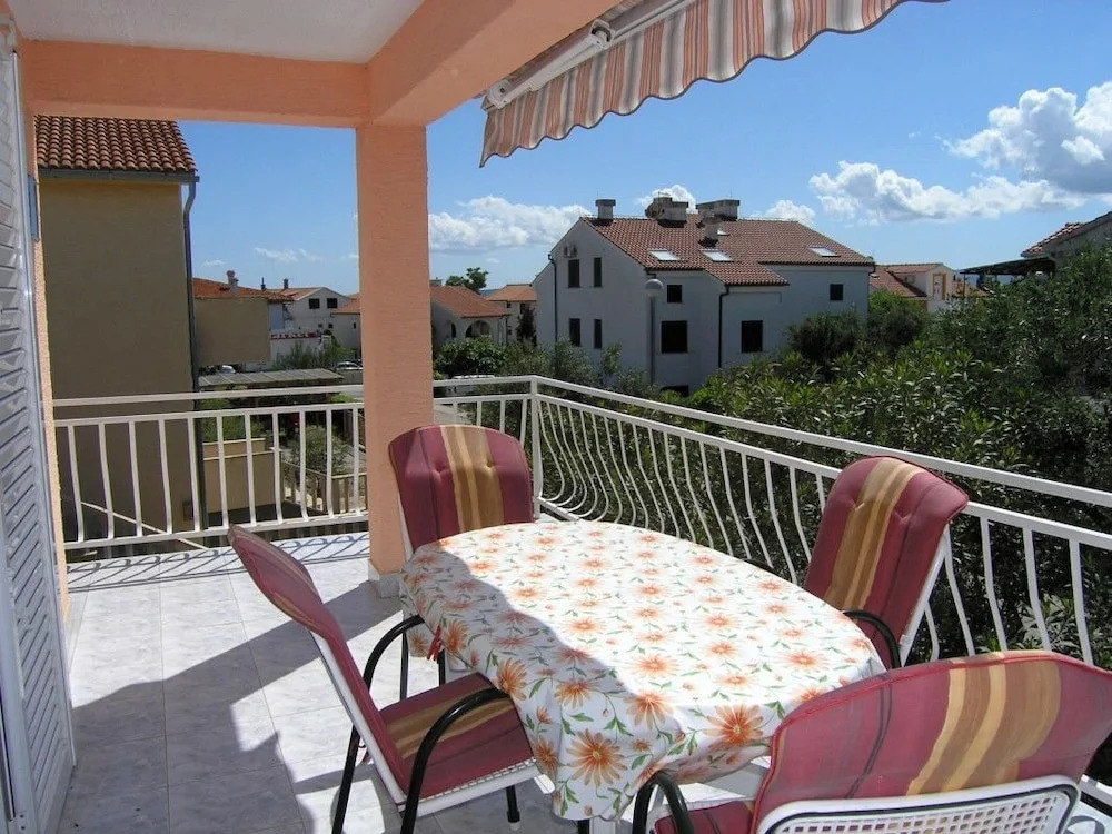 Apartments Bakran