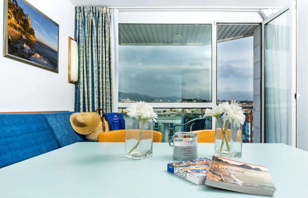 Apartaments Blau by Marsol
