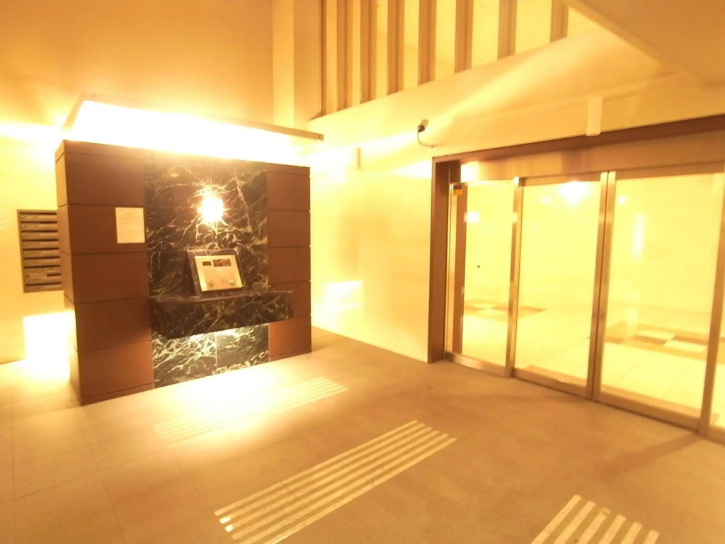 Palace Studio Shinjuku Tochomae