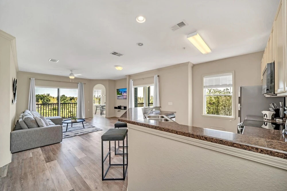Upstay Pet Friendly Condo 6 Minutes From Disney