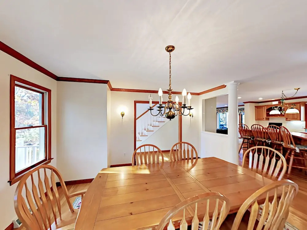 Cape Cod Bay - 4 Br Home
