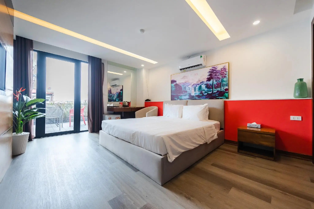 Night Hotel