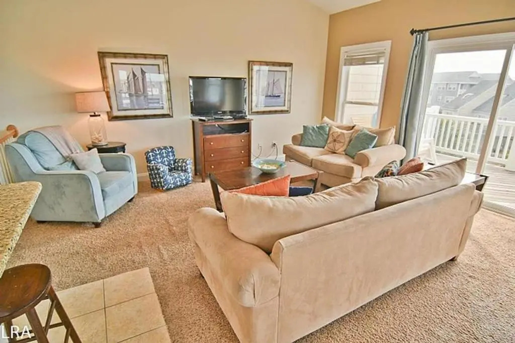Anchored Inn- Sea Star 202