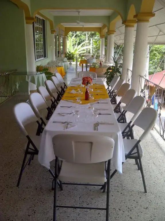Palm Bay Guest House & Restaurant