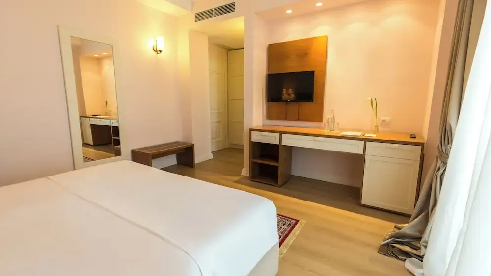 Royal Hill Hotel