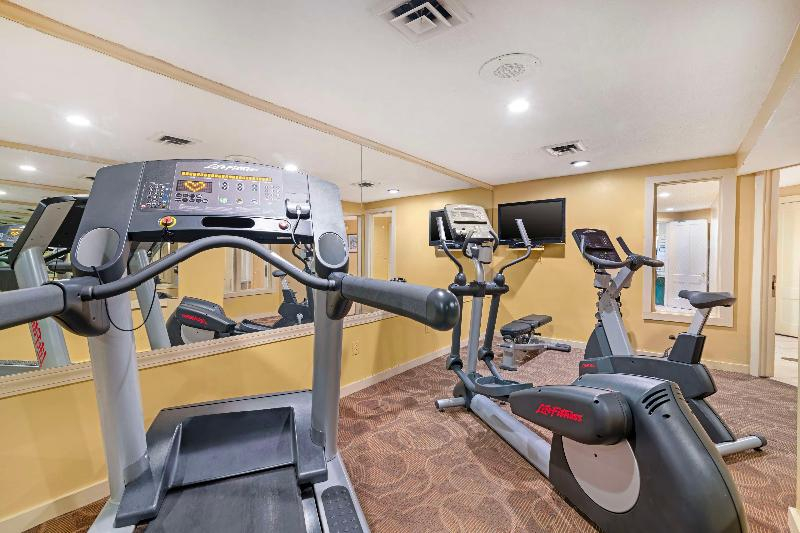 Best Western Plus Inn & Suites