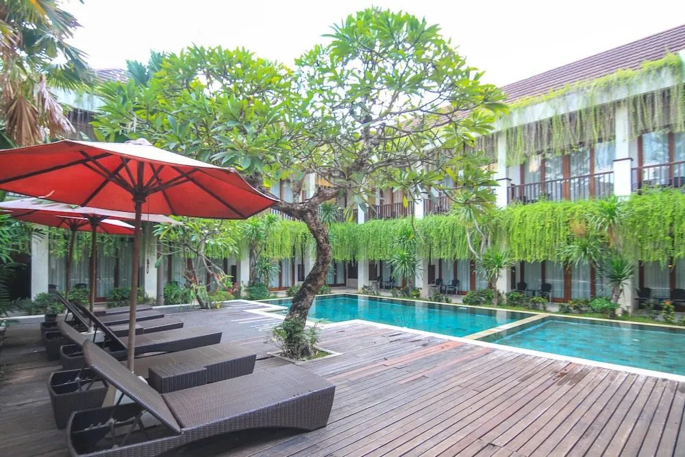 巴厘岛登巴萨艾里萨努尔新路伍拉赖402号酒店(Airy Sanur Bypass Ngurah Rai 402 Bali)