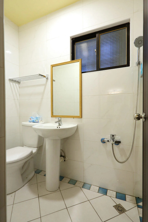 角舍背包客棧 西出口 Corner House Backpacker Hostel