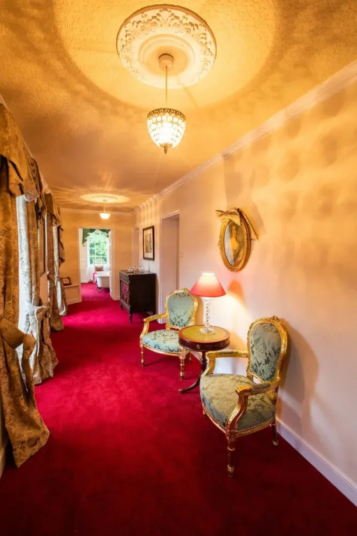 Walcot Hall Estate