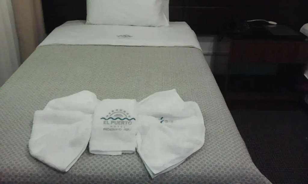 El Puerto Hotel