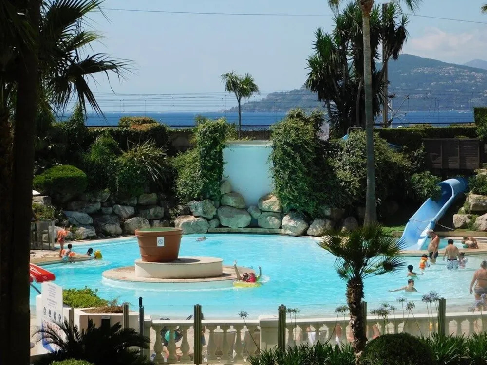 T2 Palm d'Azur avec Piscine et Toboggan