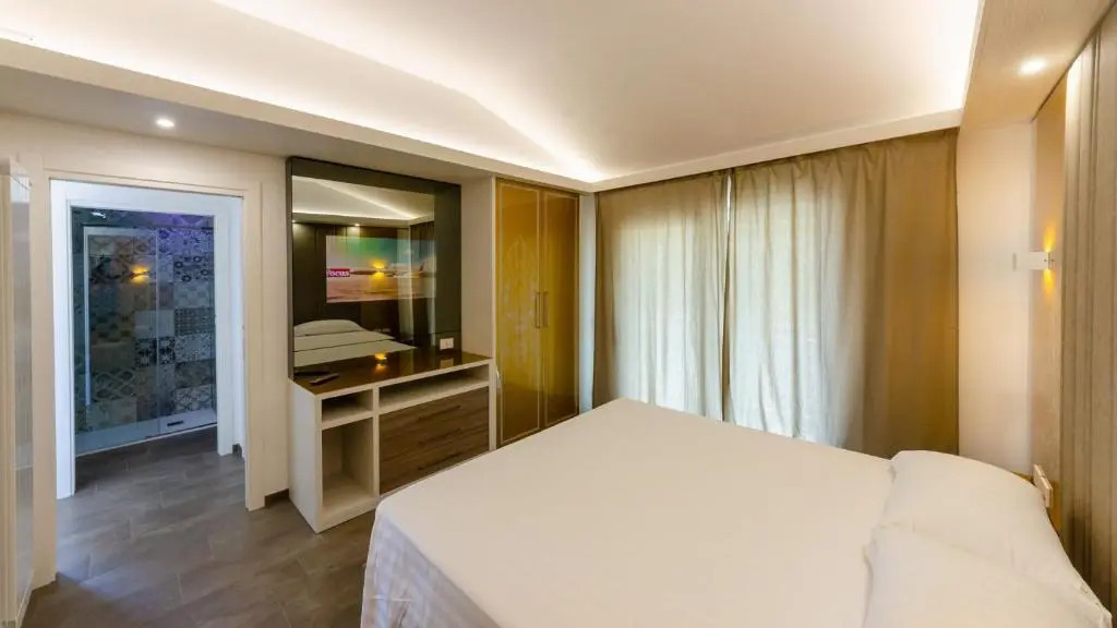 Calanica Resort