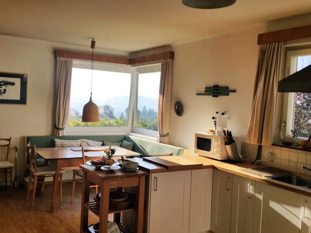 Holiday Home in Ludmannsdorf Near Worthersee