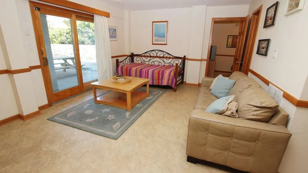 Seashell - 6 Br Home
