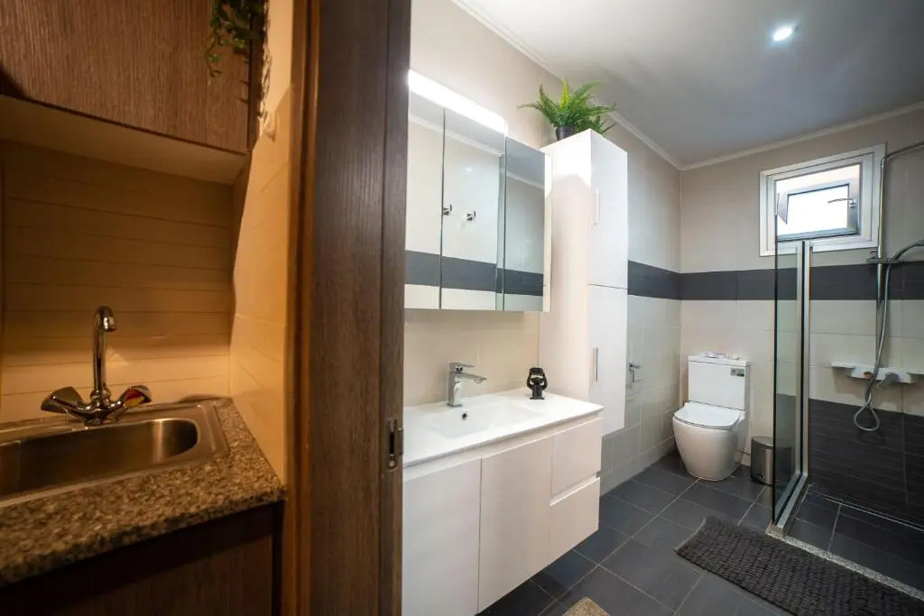 Modern studio in the historic center near beach