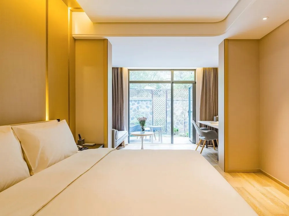 Atour Hotel Yingxiongshan Road Jinan
