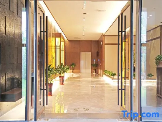 Baihualin Hot Spring Valley Hotel