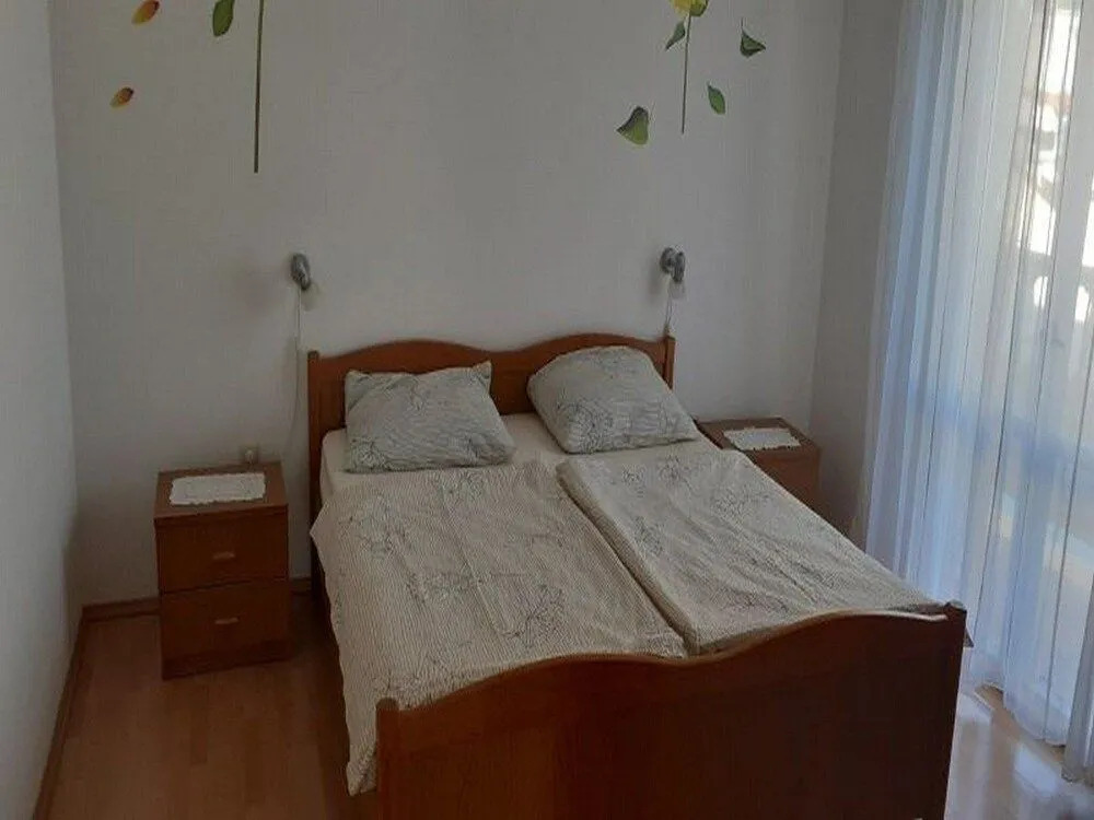 Apartments Biserka