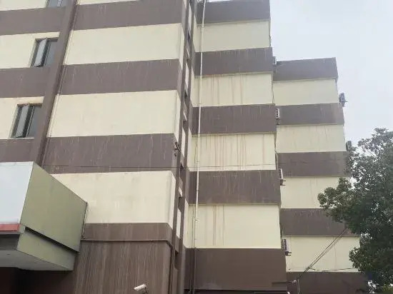 Home Inn (Shanghai Changxing Island Fenghuang Street)