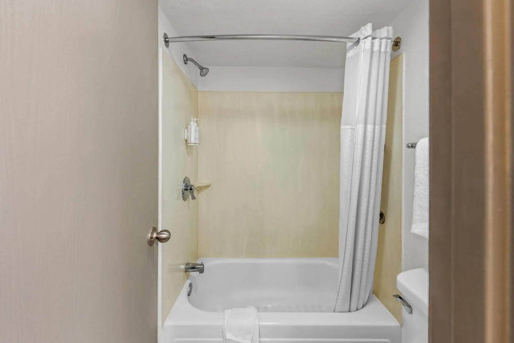 Days Inn by Wyndham Independence