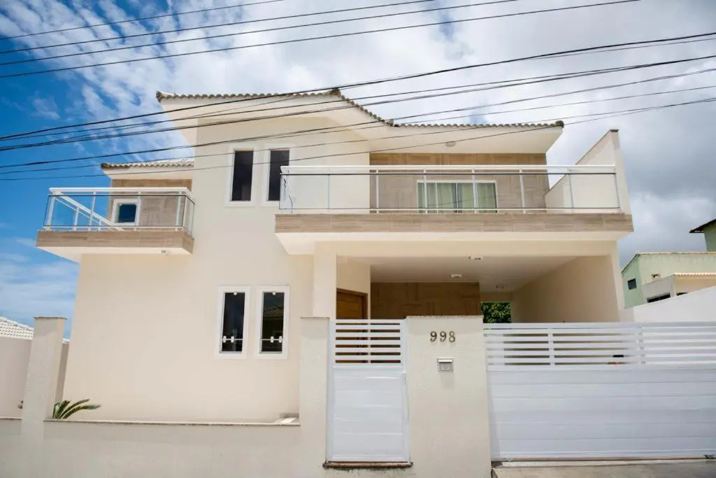 Casa 4 quartos Cabo Frio