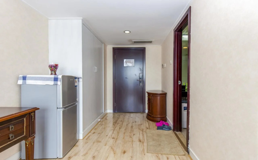 Lacasa Service Apartment