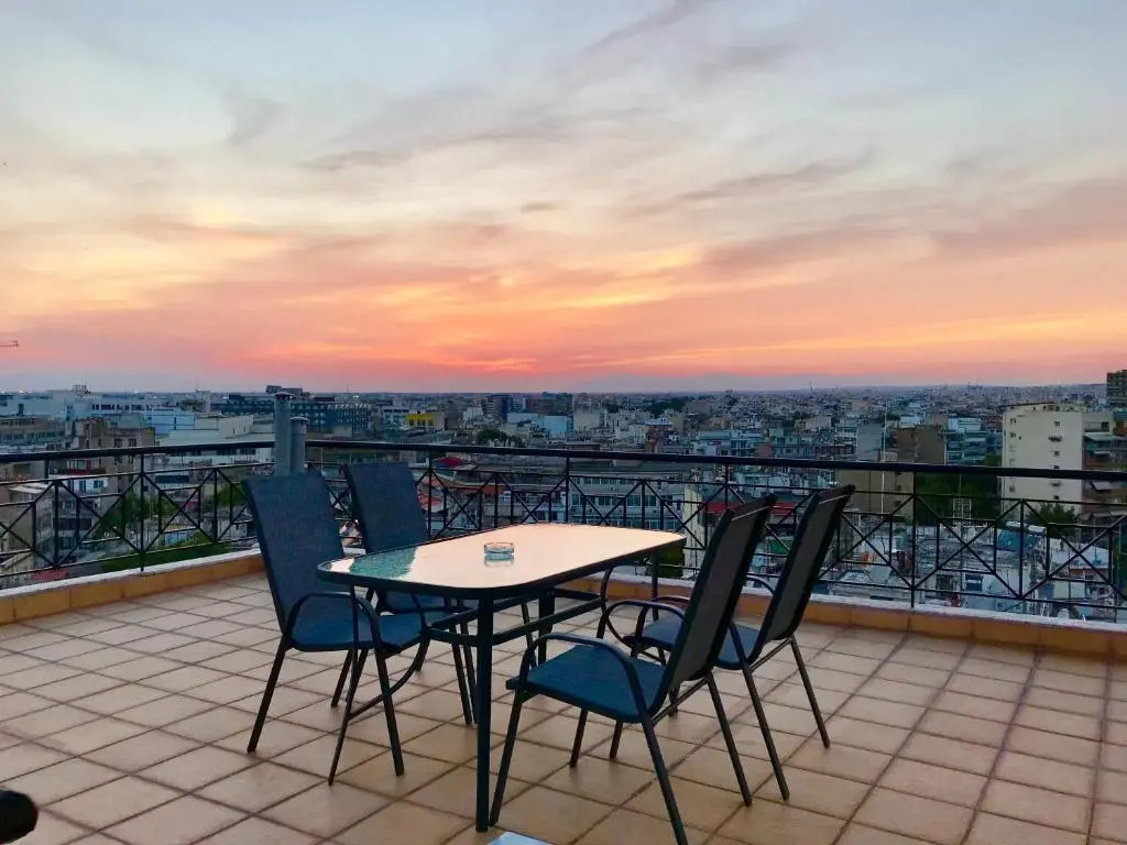 180° Rooftop View