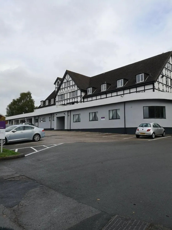 Barons Court Hotel Walsall