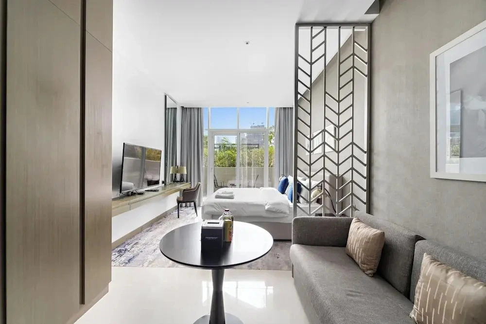 Silkhaus Damac Prive Tower
