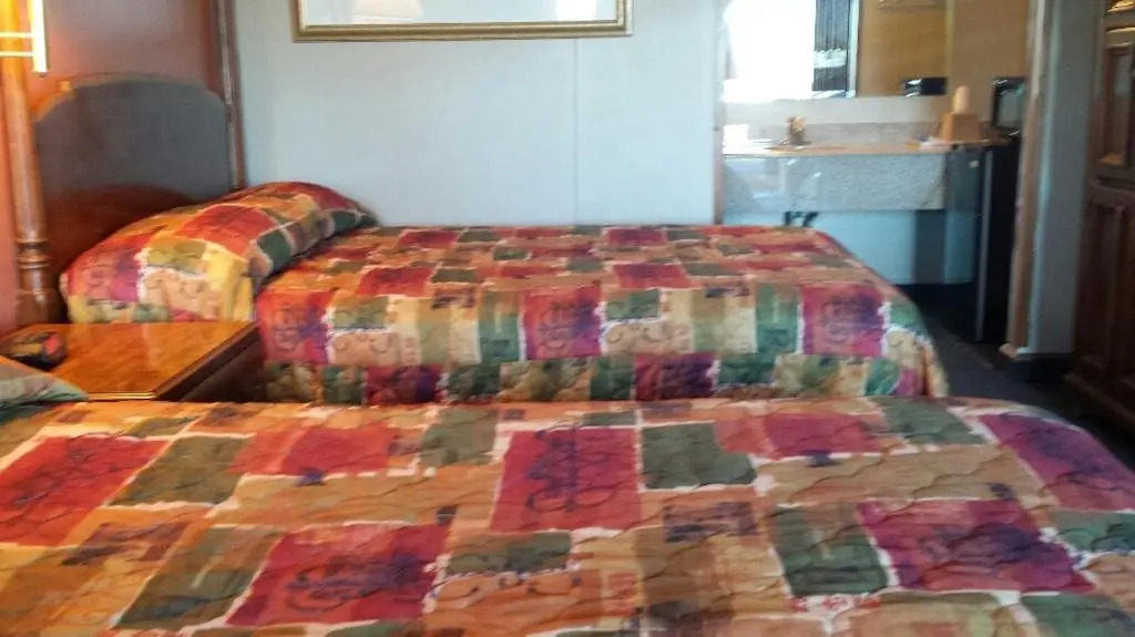 Carefree Inn Flatonia