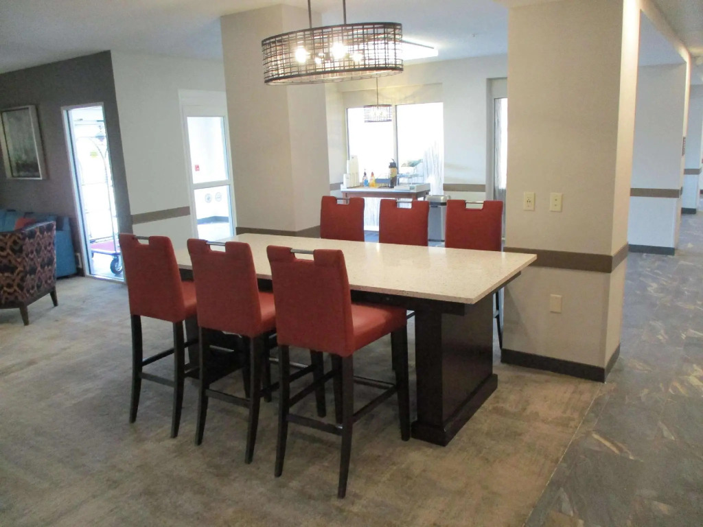 Best Western Plus Hudson I-94